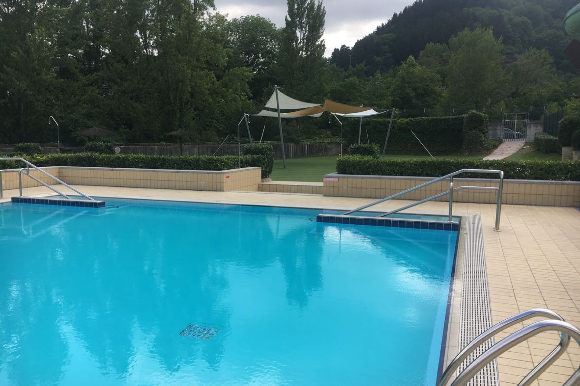 Las piscinas descubiertas se abrirán el 15 de junio